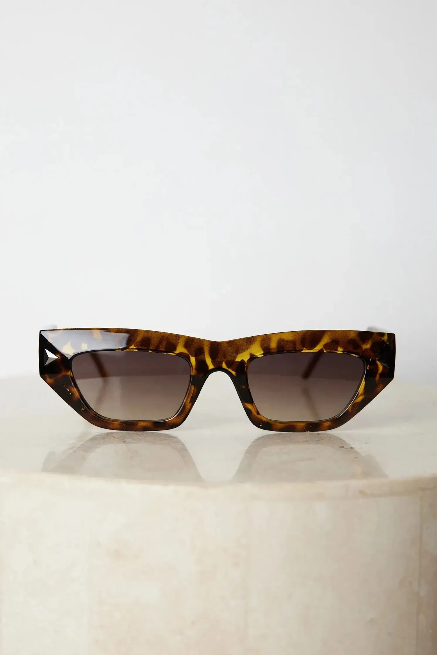 Millie | Dark Tortoise