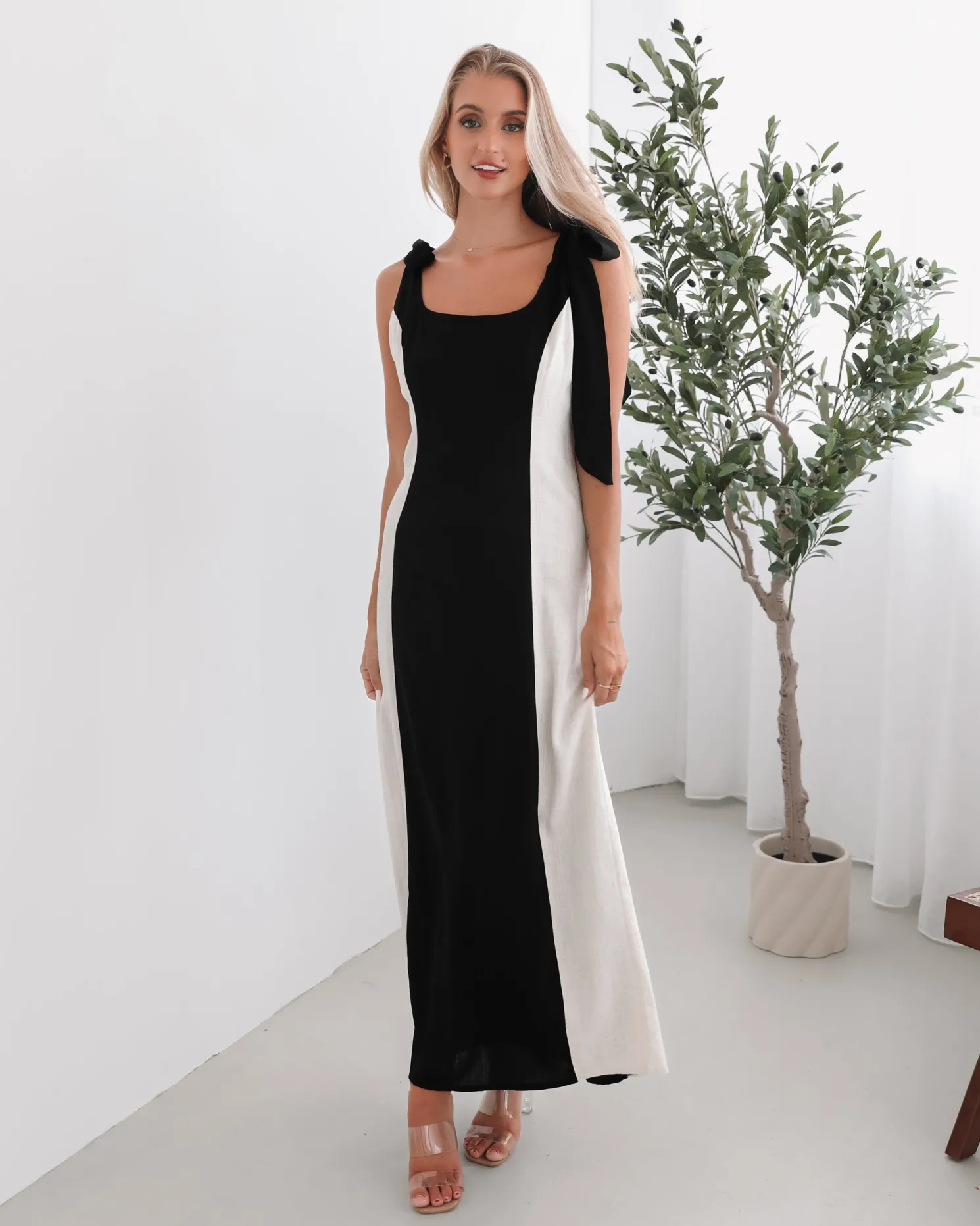 Morticia Dress - Black Multi